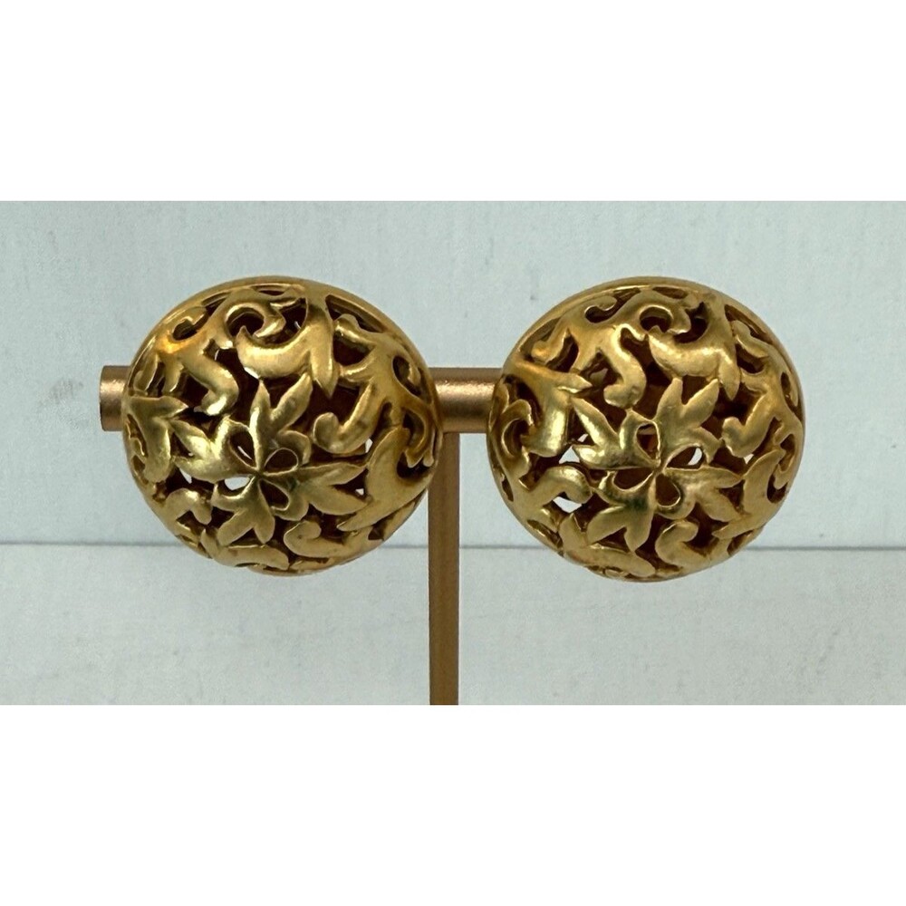 Ben-Amun Vintage Clip Earrings Gold Tone Heavy Chunky Signed Round